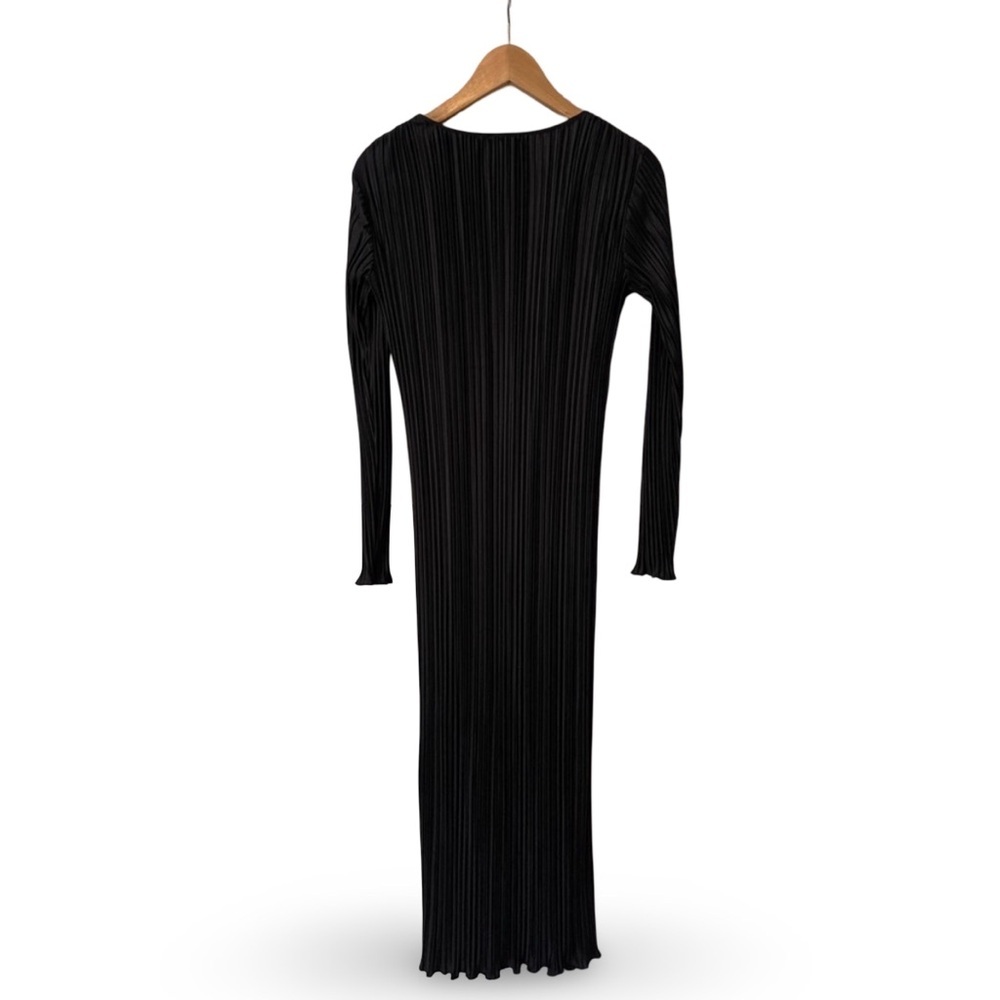 NWT Rails Jordy Midi Pleated Satin Long Sleeve Dress Black | XS - Picture 5 of 12